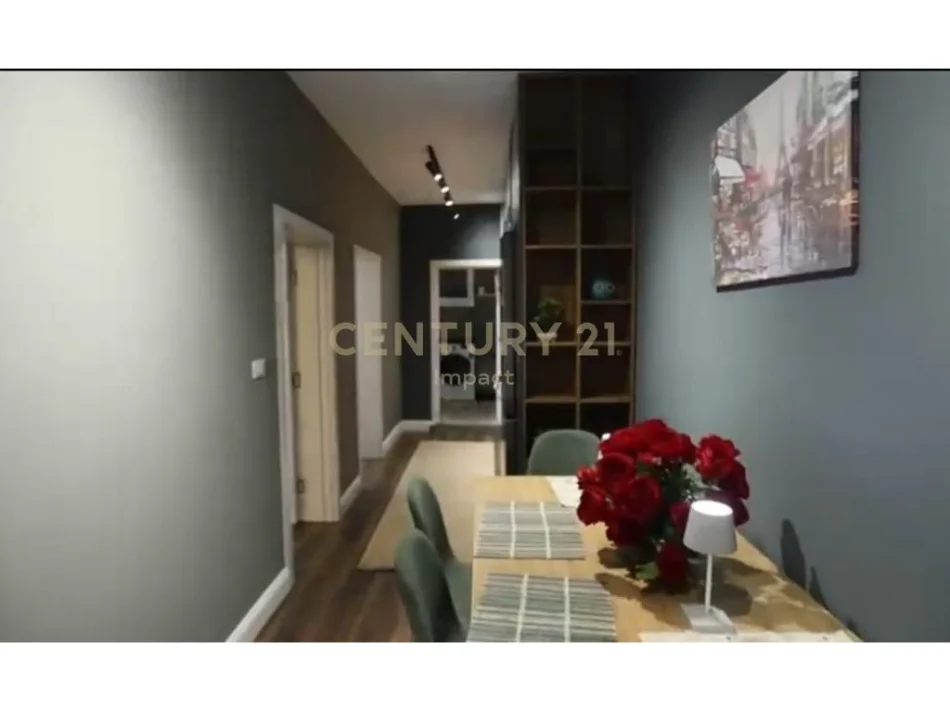 Tirane, shitet apartament 1+1 Kati 0, 110 m² 175.000 € (don bosko)