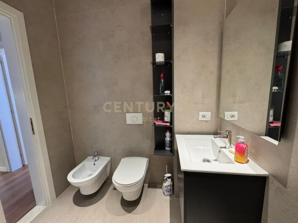 Tirane, shitet apartament 1+1 Kati 7, 66 m² 175.000 € (jordan misja)