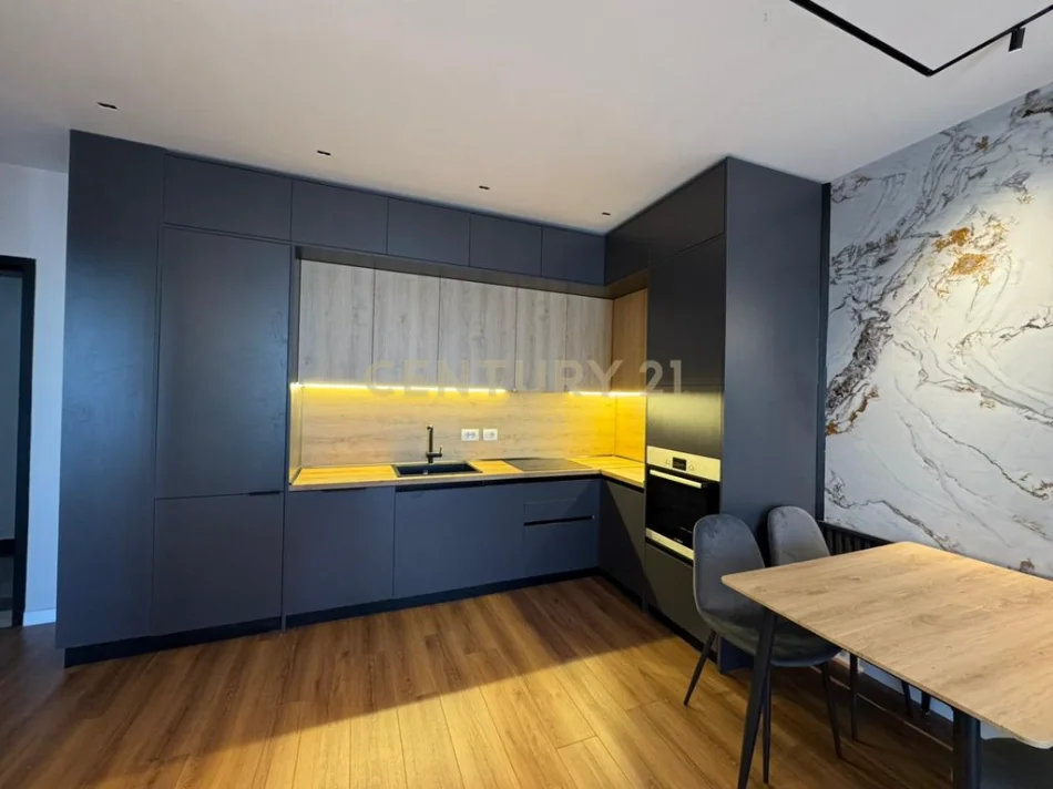 Tirane, shitet apartament 1+1 Kati 7, 66 m² 175.000 € (jordan misja)