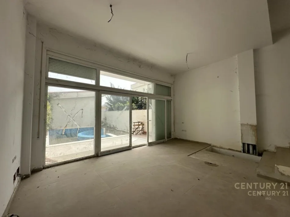 Tirane, shitet Vile Kati 0, 393 m² 800.000 € (kodra e diellit)