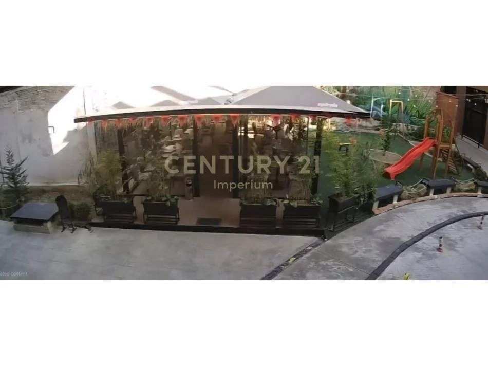 Tirane, jepet me qera lokal Kati 0, 100 m² 800 € (rruga e barrikadave)