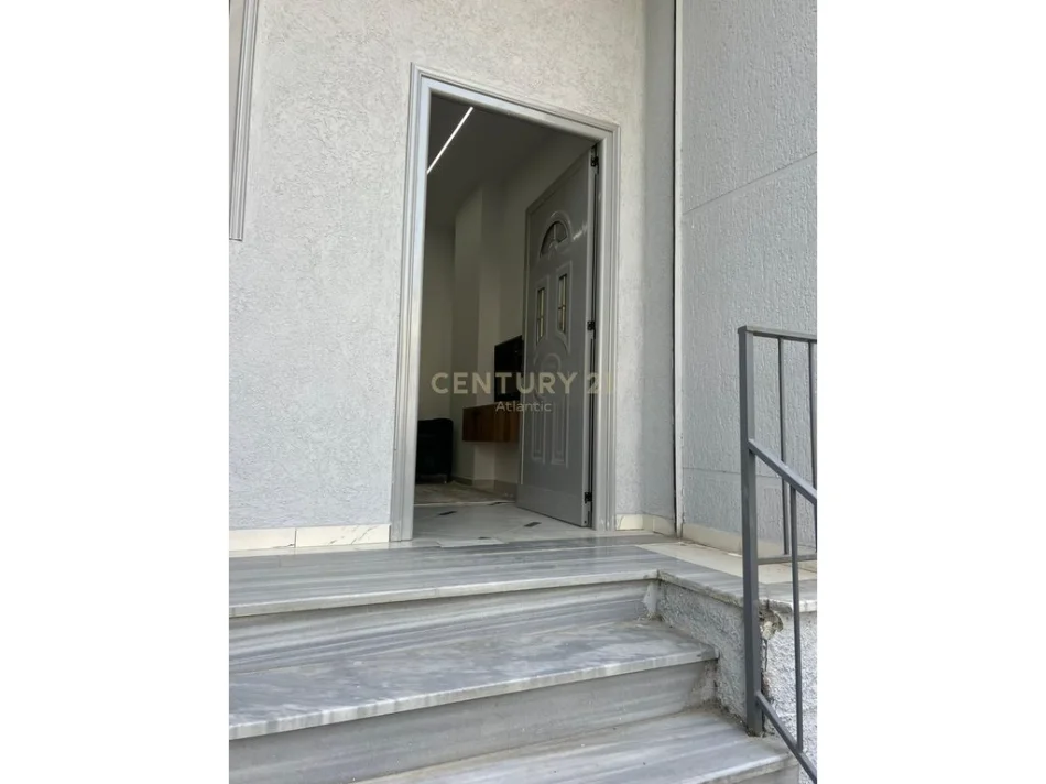Durres, shitet apartament 1+1 Kati 0, 45 m² 70.000 € 