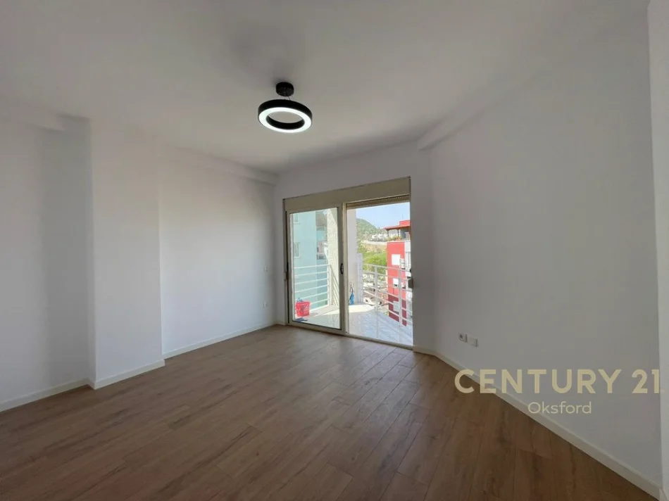 Tirane, jepet me qera apartament Kati 3, 175.000 € 