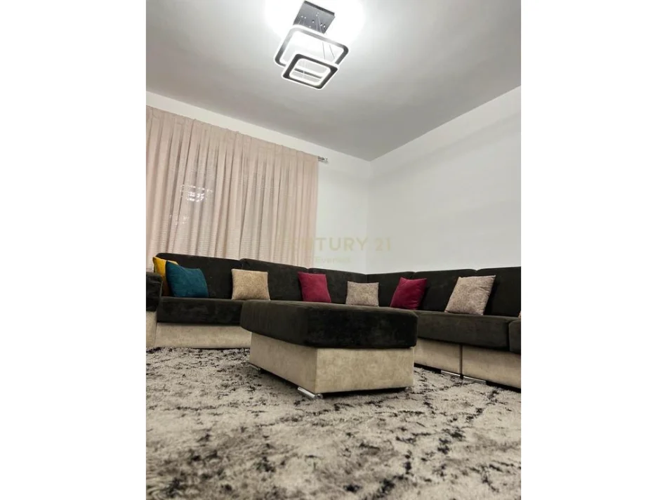 Tirane, jepet me qera apartament 2+1 Kati 2, 72 m² 750 € (SHKOLLA E BALETIT)