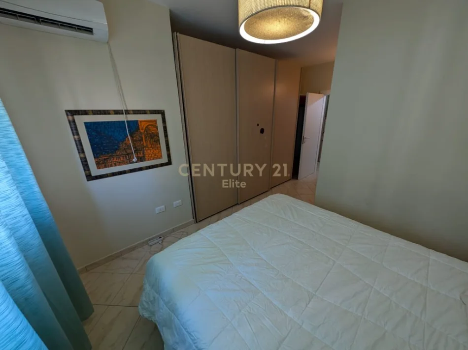 Tirane, jepet me qera apartament 1+1 Kati 4, 67 m² 600 € (kika 1)