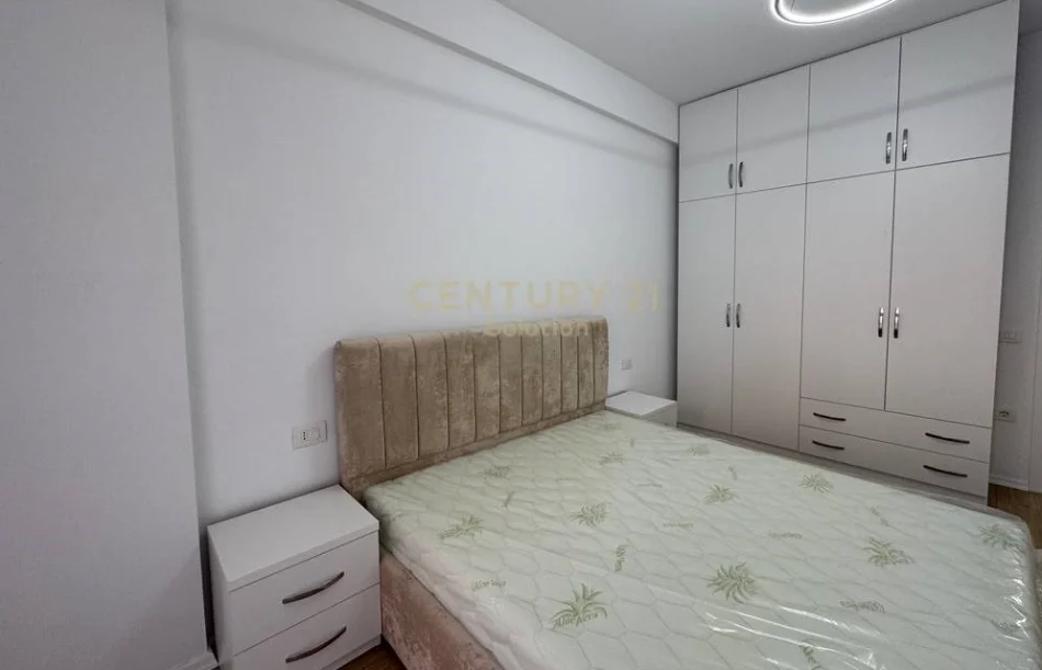 Tirane, jepet me qera apartament 1+1 Kati 5, 64 m² 650 € (Urban Gate , Astir)
