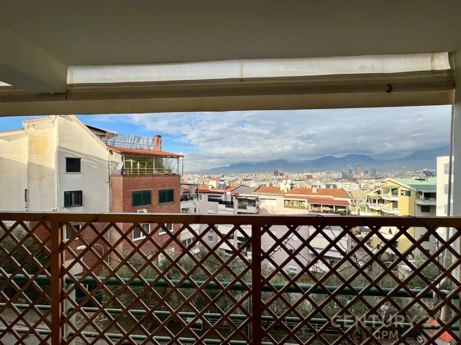 Tirane, shitet apartament duplex Dublex Kati 3, 126 m² 265.000 € (kodra e diellit)