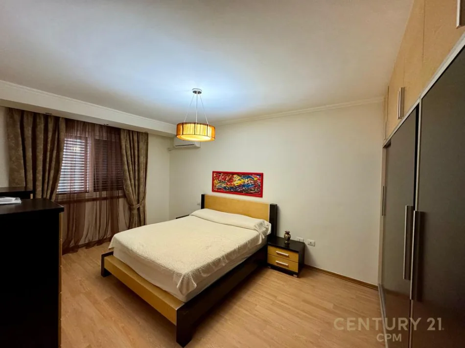 Tirane, shitet apartament 3+1 Kati 3, 126 m² 265.000 € (Kodra e Diellit)