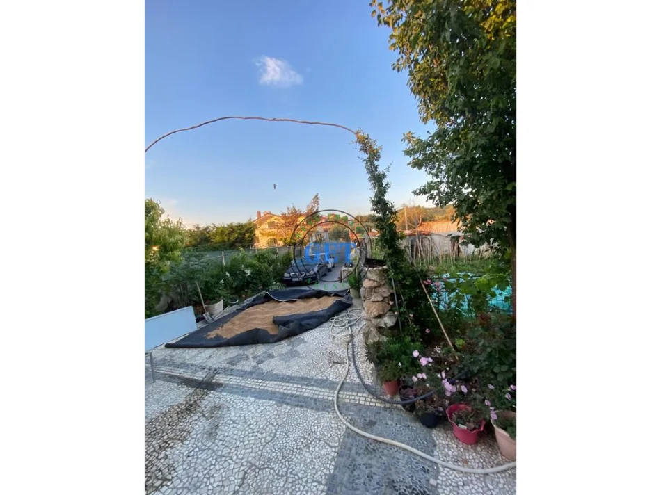 Durres, shitet Vile , 682 m² 235.000 € (Manëz e Vjetër)