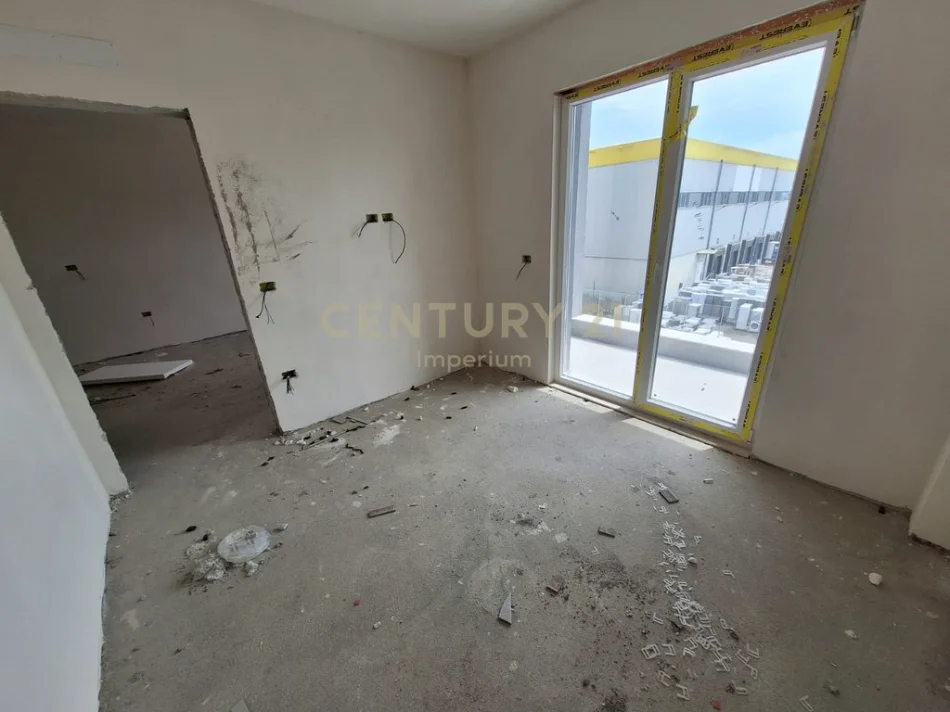 Tirane, shitet apartament 1+1 Kati 2, 55 m² 70.000 € (univers city)