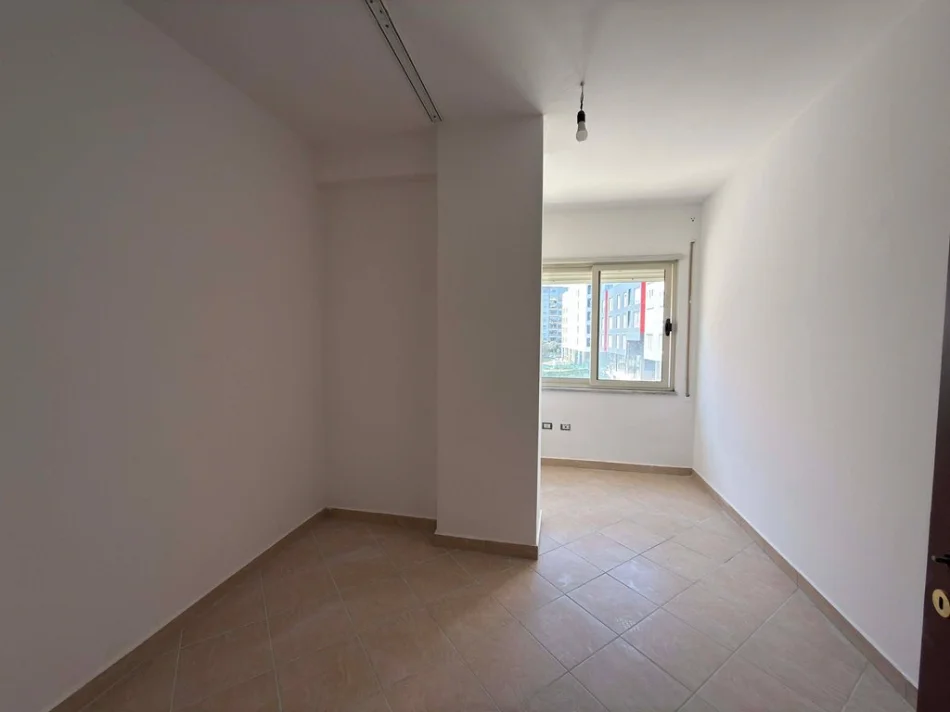 Tirane, shitet apartament Kati 1, 113 m² 238.000 € 