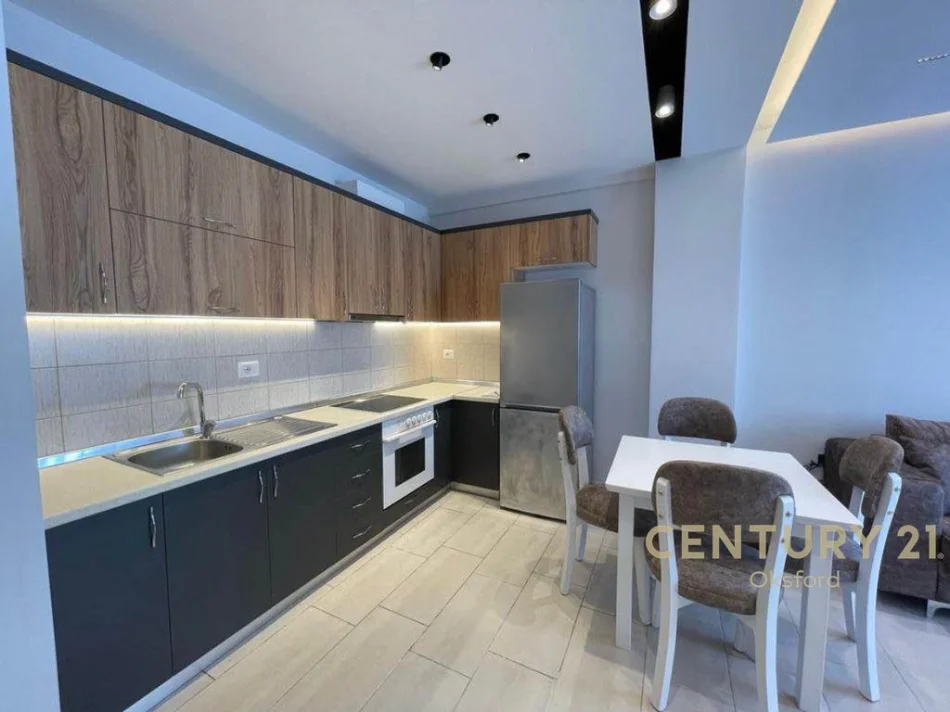 Tirane, shitet apartament 1+1 Kati 8, 64 m² 114.000 € (misto mame)