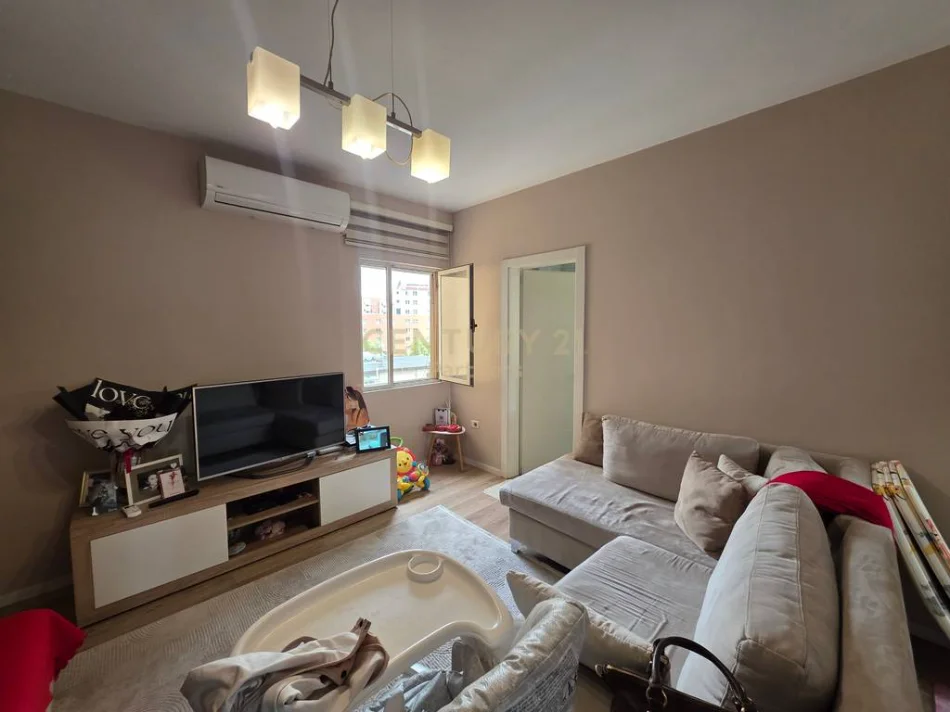 Tirane, shitet apartament 2+1 Kati 5, 73 m² 162.500 € (Irfan Tomini)