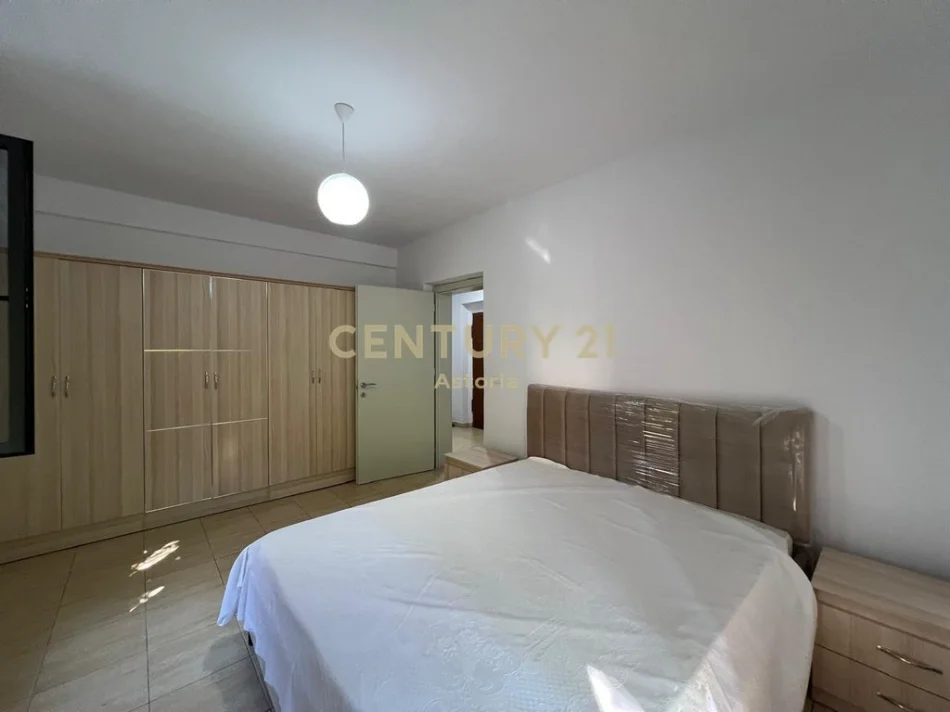 Tirane, jepet me qera apartament 2+1 Kati 3, 55 m² 550 € (mine peza)