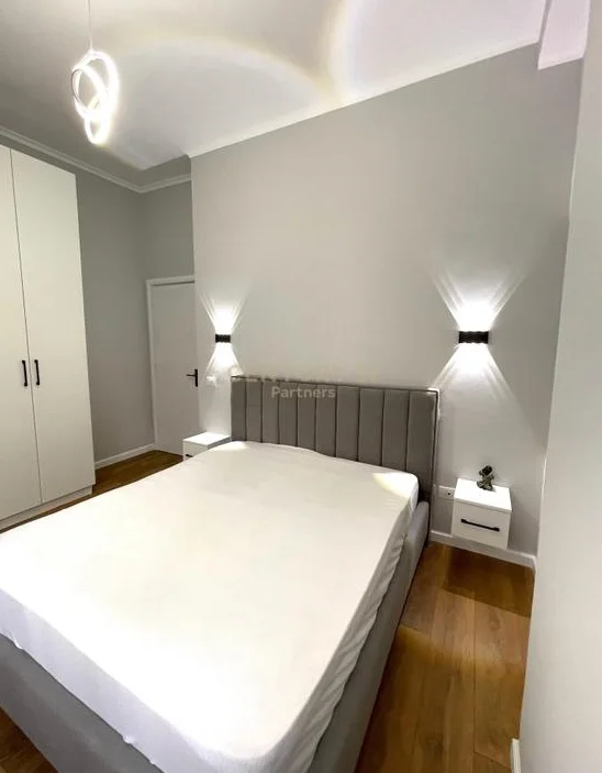 Tirane, shitet apartament 1+1 Kati 2, 70 m² 113.000 € (Fresku)