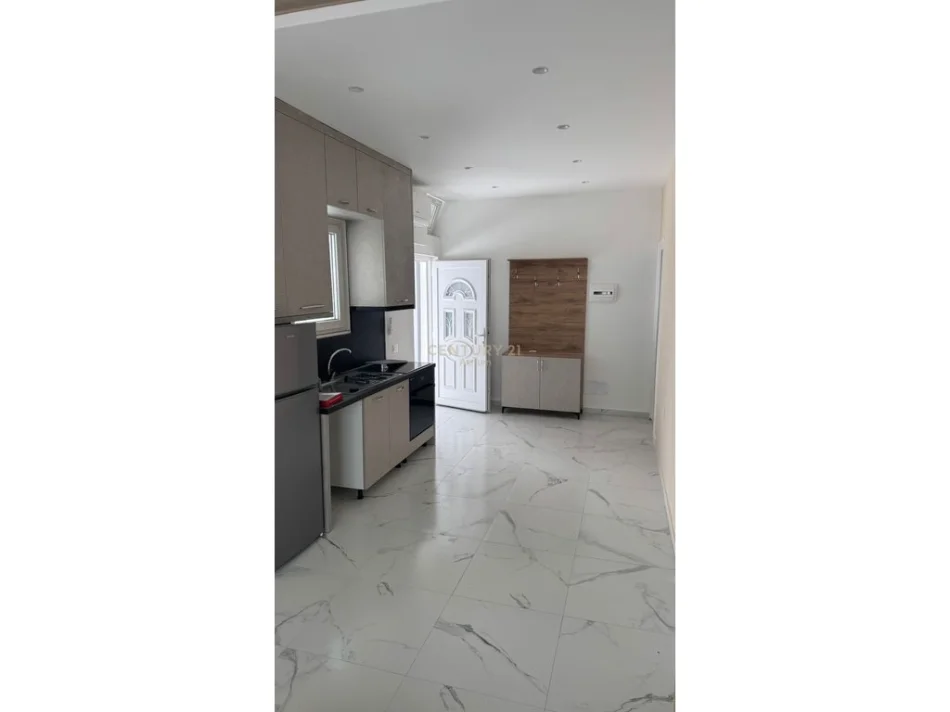 Tirane, jepet me qera apartament 1+1 Kati 7, 73 m² 600 € 