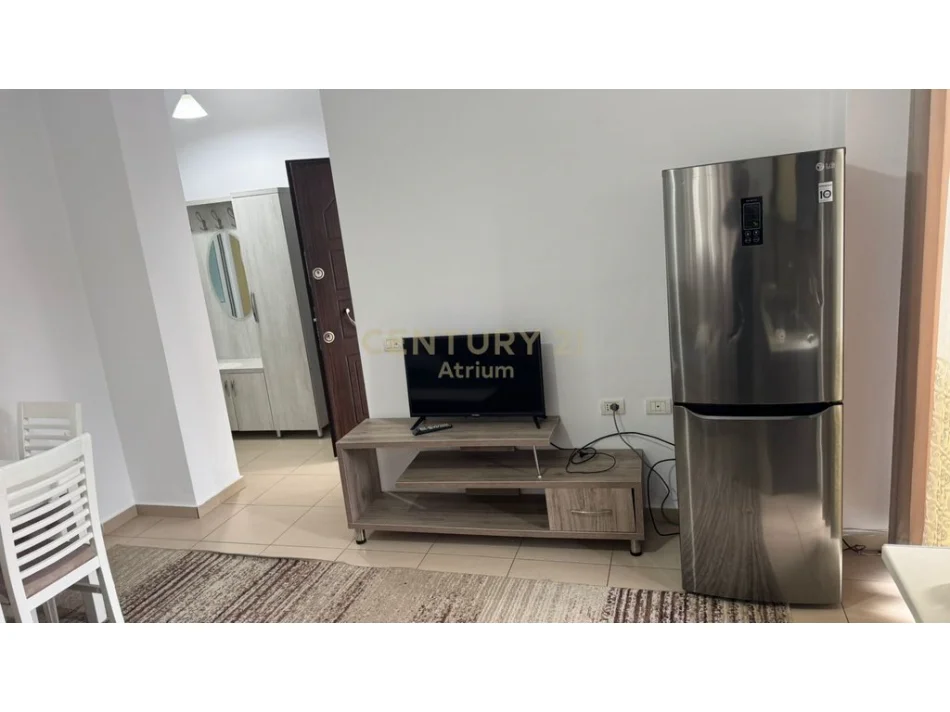 Tirane, jepet me qera apartament 1+1 Kati 7, 73 m² 600 € 