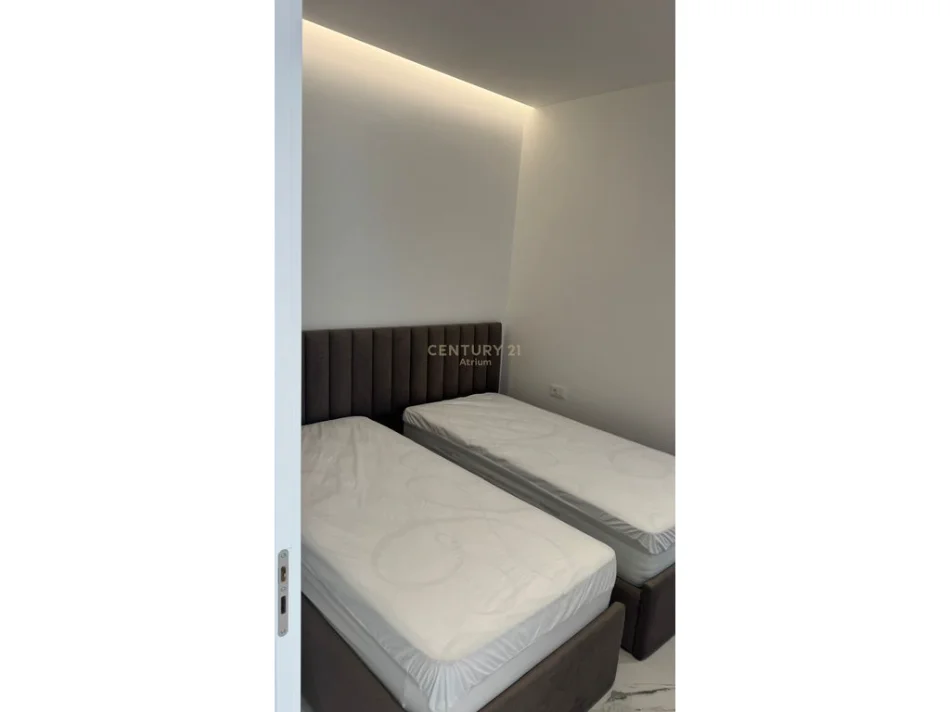 Tirane, jepet me qera apartament 1+1 Kati 7, 73 m² 600 € 