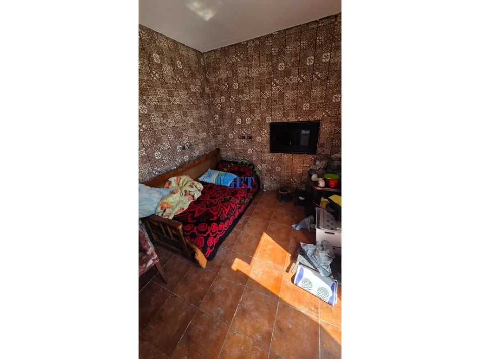 Durres, jepet me qera ambjent biznesi Kati 1, 118 m² 500 € (Xhafzotaj)