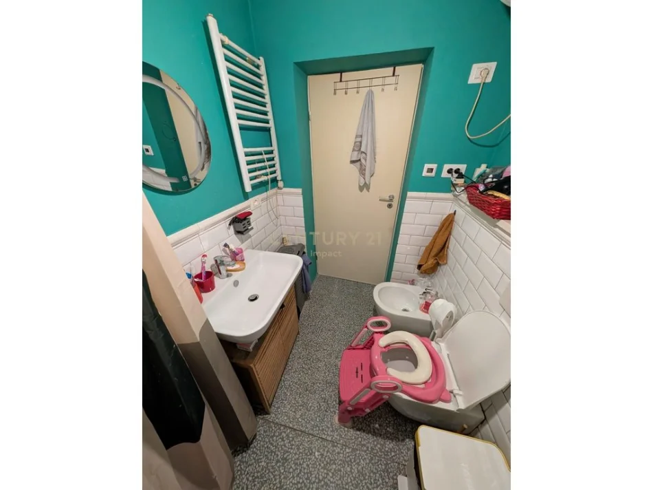 Tirane, shitet apartament 2+1 Kati 3, 72 m² 172.000 € (ish parku)