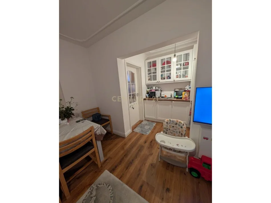 Tirane, shitet apartament 2+1 Kati 3, 72 m² 172.000 € (ish parku)