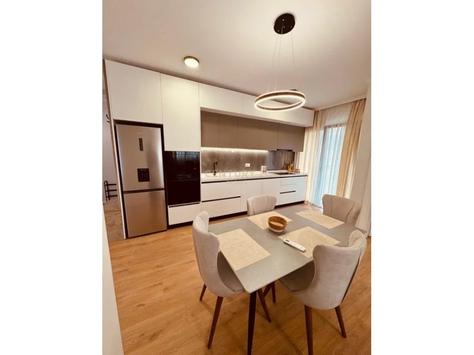 Tirane, jepet me qera apartament 2+1 Kati 6, 120 m² 1.200 € (rruga e durresit)