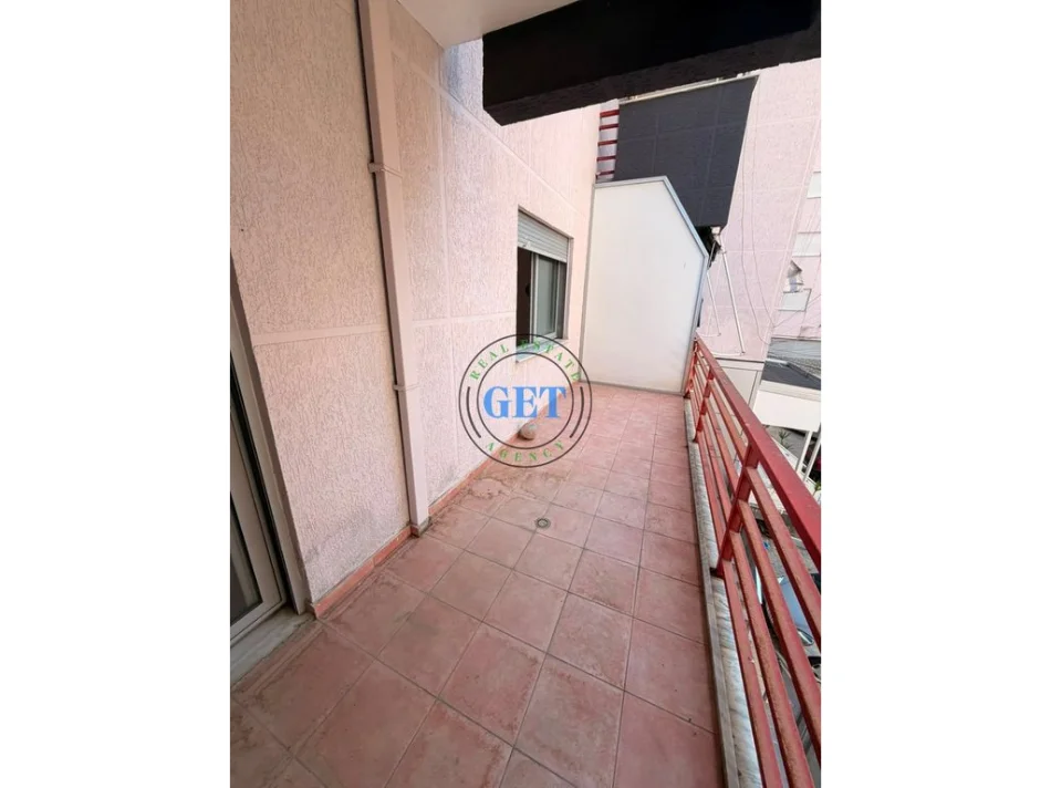 Durres, shitet apartament 1+1 Kati 2, 66 m² 95.000 € (Plazh Hekurudha)