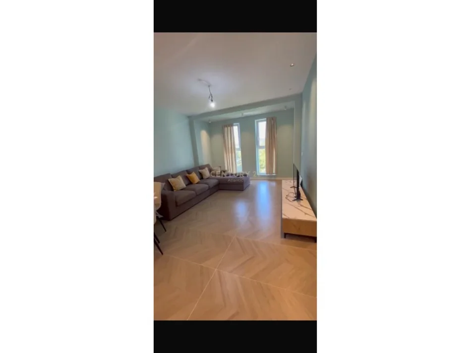 Durres, jepet me qera apartament 1+1 Kati 2, 90 m² 350 € (Fabrika Teuta, Spitalle)