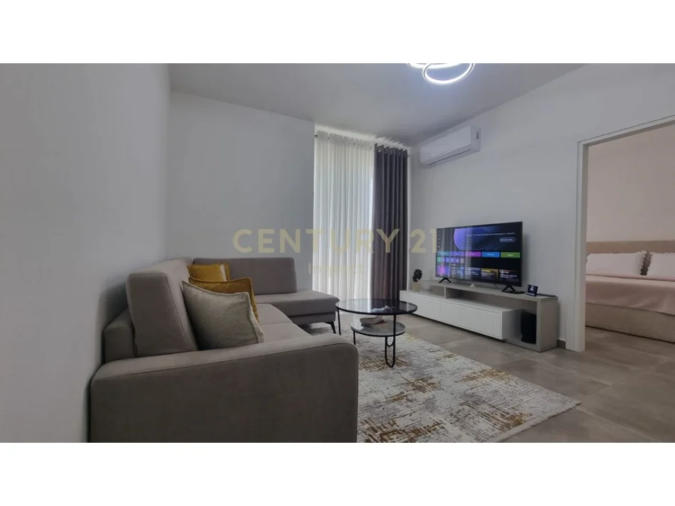 Tirane, shitet apartament 2+1 Kati 5, 83 m² 150.000 € (Paskuqan)