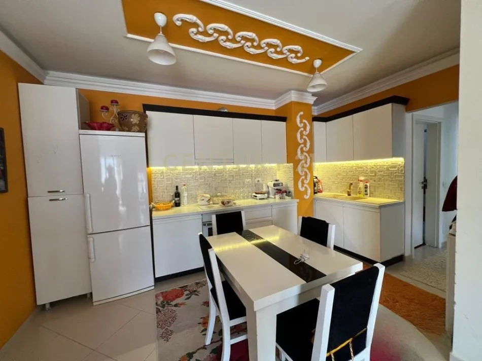Tirane, shitet apartament 2+1+Ballkon Kati 8, 92 m² 194.000 € 
