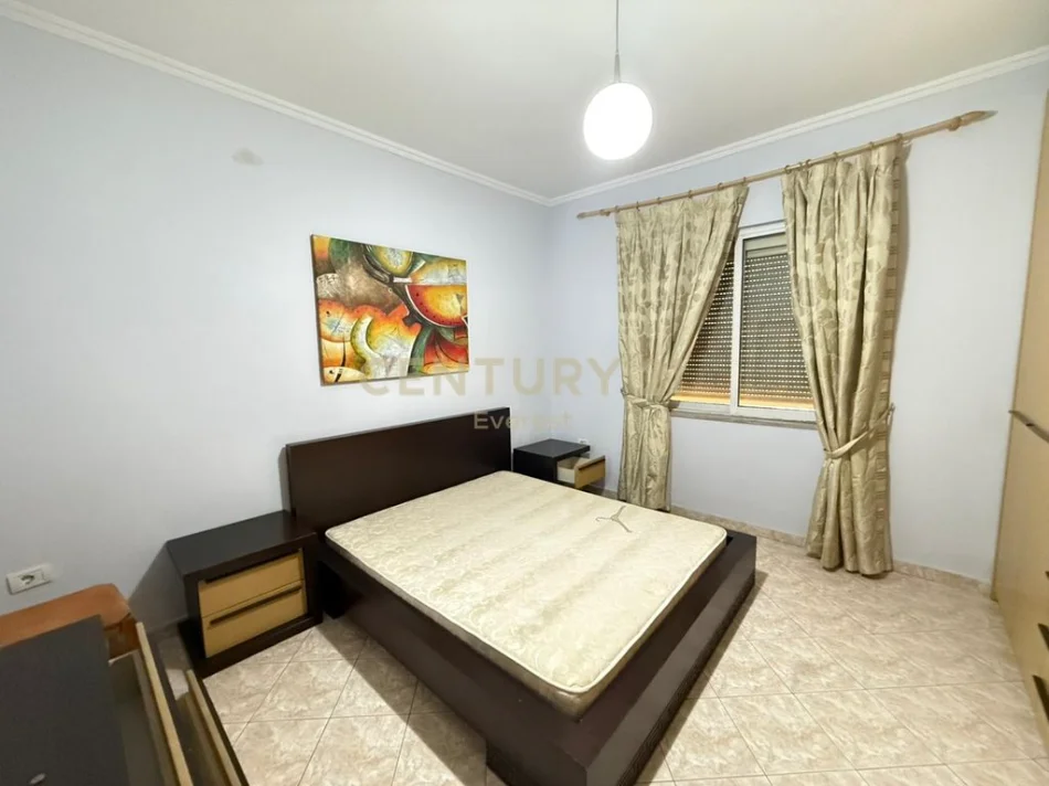 Tirane, jepet me qera shtepi 1 Katshe Kati 1, 100 m² 800 € 
