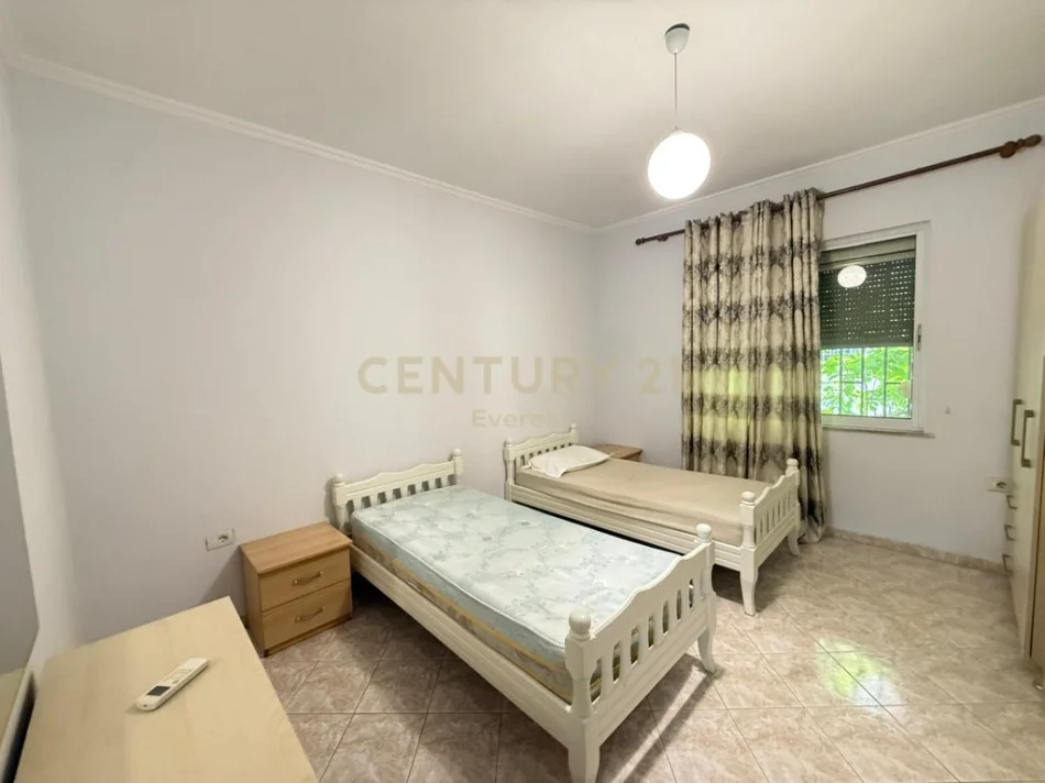 Tirane, jepet me qera shtepi 1 Katshe Kati 1, 100 m² 800 € 