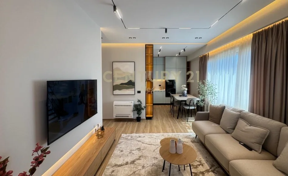 Tirane, jepet me qera apartament 2+1 Kati 8, 105 m² 840 € (Golden Park)