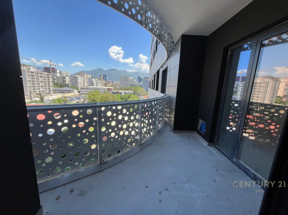 Tirane, shitet apartament 2+1 Kati 4, 105 m² 240.000 € (ish stacioini i fundit i tiranes se re, rezidenca corner)