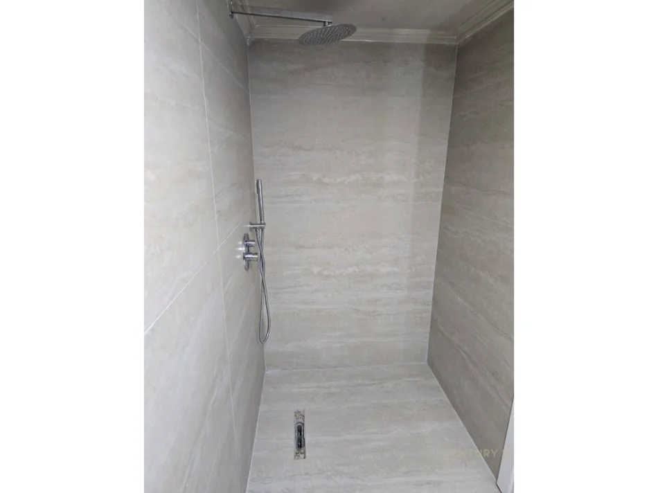 Tirane, jepet me qera apartament duplex Dublex Kati 2, 63 m² 550 € (selite)