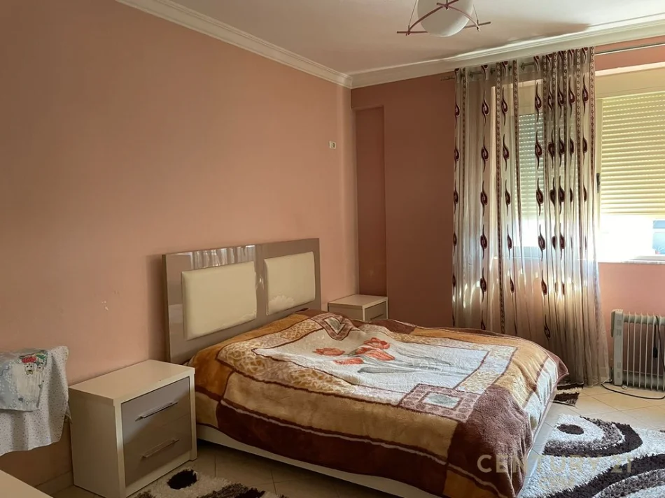 Tirane, jepet me qera apartament 1+1 Kati 6, 76 m² 400 € 