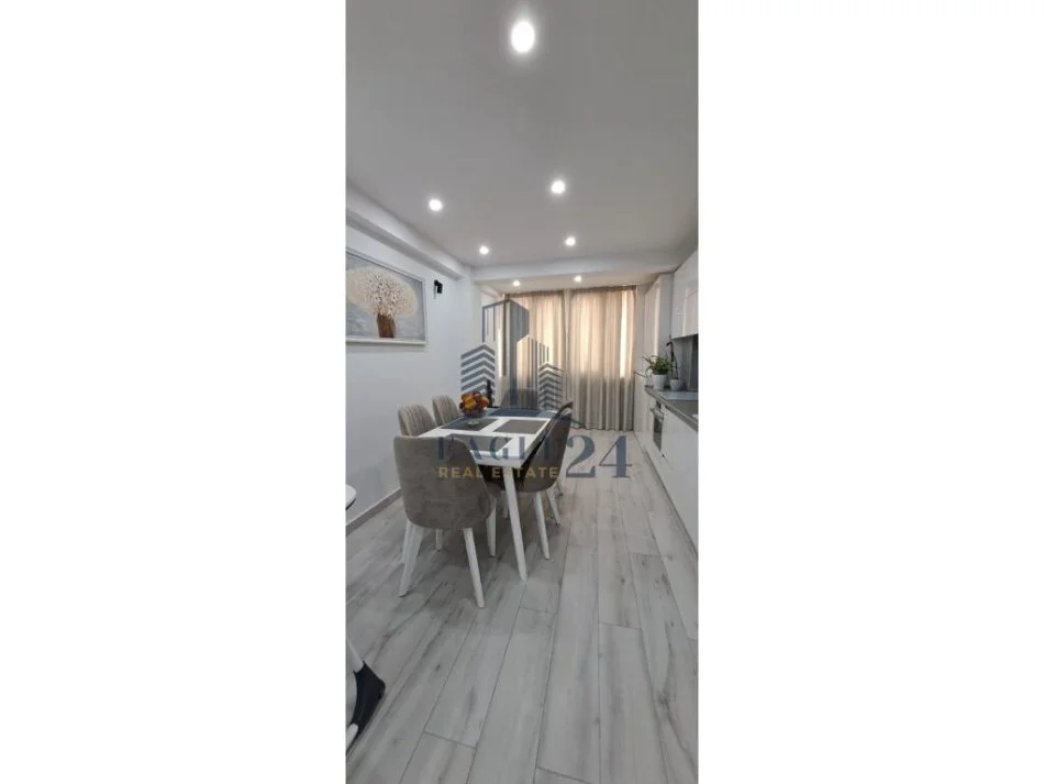 Tirane, shitet apartament 2+1+Aneks Kati 2, 103 m² 170.000 € (mine peza)