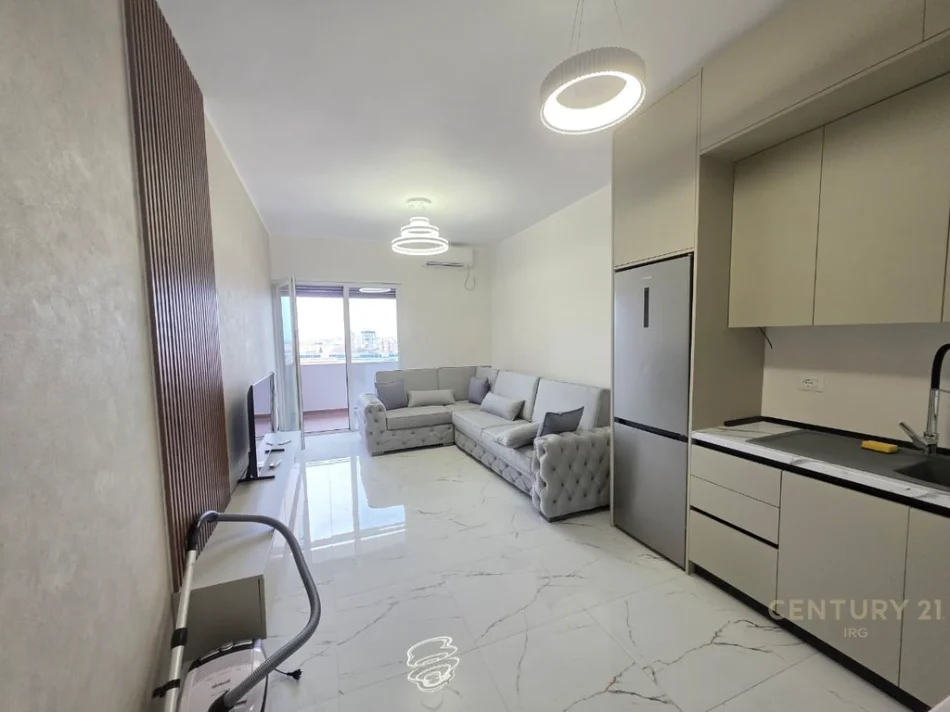 Tirane, shitet apartament 1+1 Kati 3, 75 m² 122.000 € (shkoze)