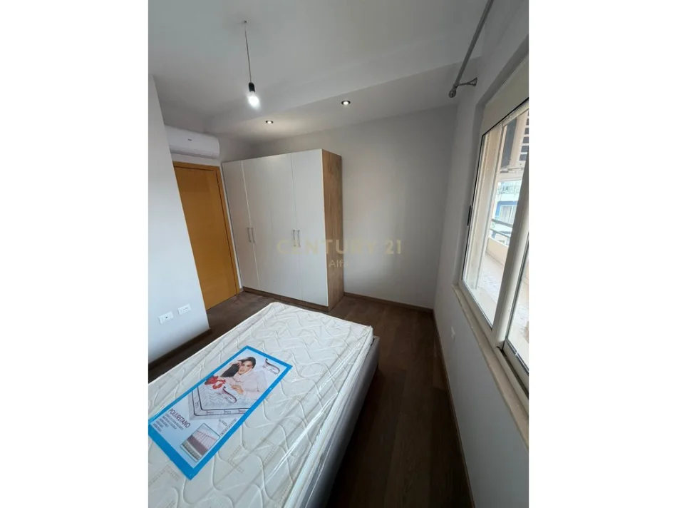 Tirane, jepet me qera apartament 2+1 Kati 7, 98 m² 550 € (Astir)
