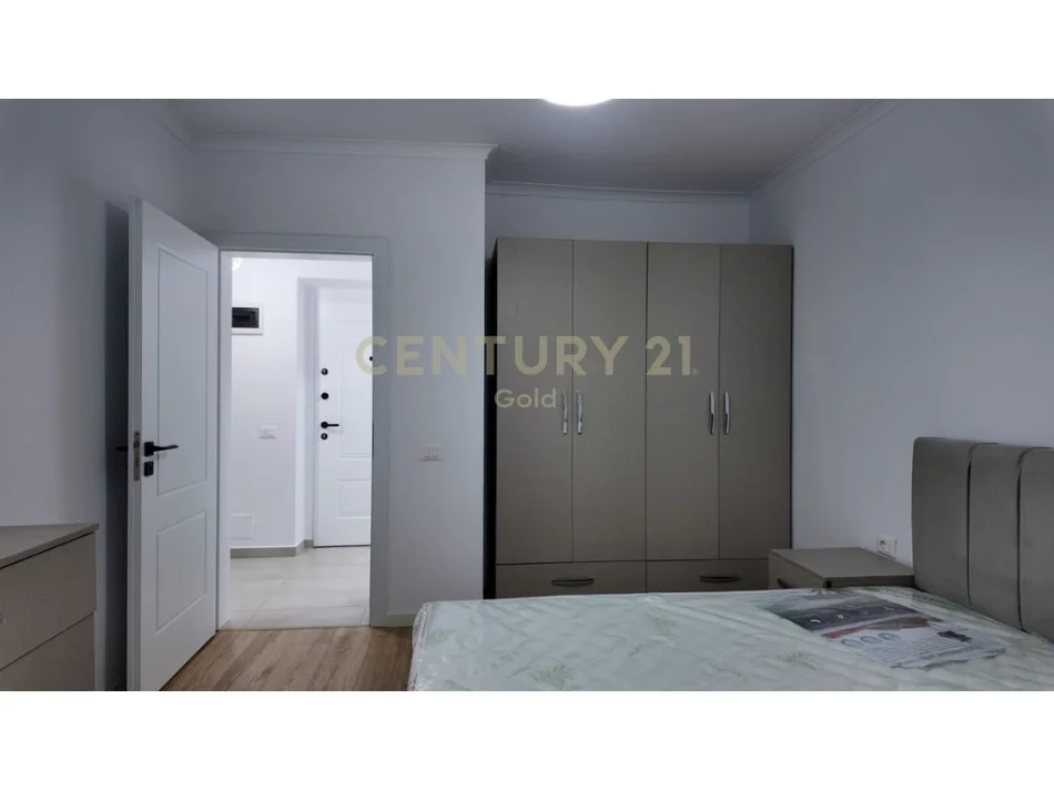 Tirane, jepet me qera apartament 1+1 Kati 2, 55 m² 550 € 