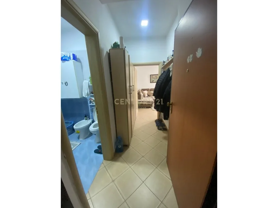 Tirane, shitet apartament 2+1 Kati 3, 90 m² 130.000 € (Fresku)
