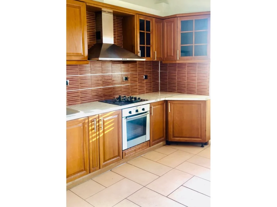 Shqiperi, shitet apartament 1+1 Kati 4, 63 m² 