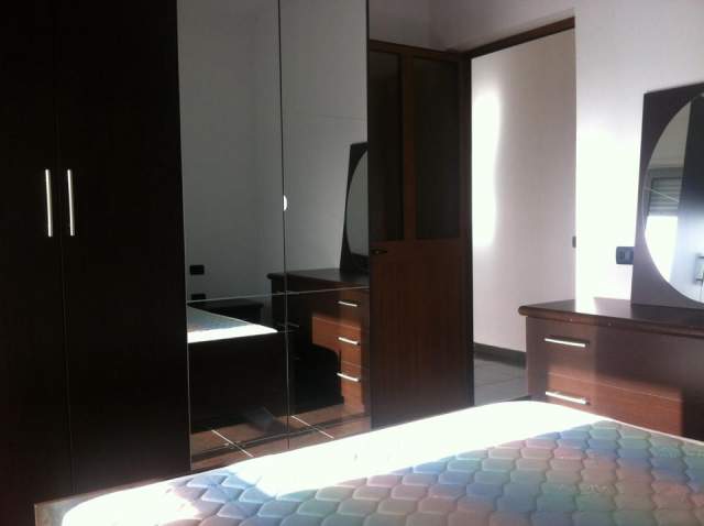 Vlore, jap me qera apartament 1+1+BLK Kati 10, 75 m² 20 Euro/nata (Lagjja 10 Korriku)