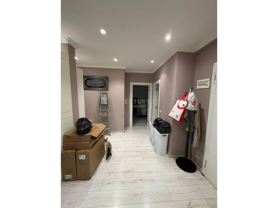 Tirane, shitet apartament 3+1+Ballkon Kati 2, 120 m² 360.000 € 