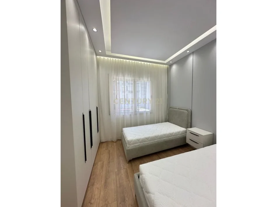 Tirane, shitet apartament 2+1 Kati 1, 104 m² 227.000 € (yzberisht)
