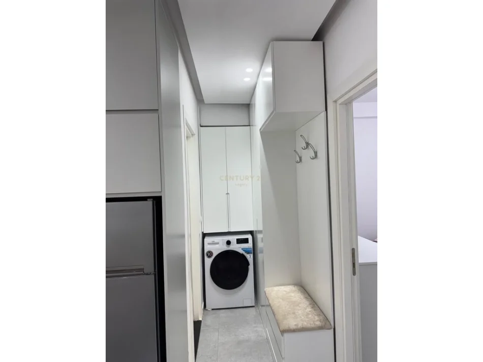 Tirane, jepet me qera apartament 2+1 Kati 3, 74 m² 450 € (kompleksi tom doshi)