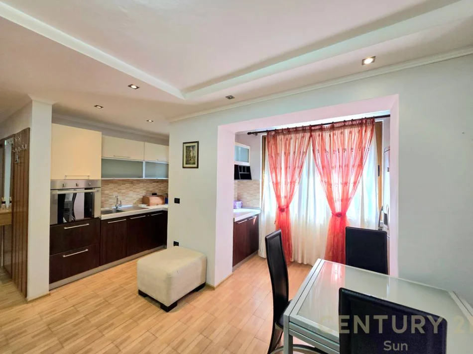 Tirane, jepet me qera apartament 1+1 Kati 2, 52 m² 420 € 