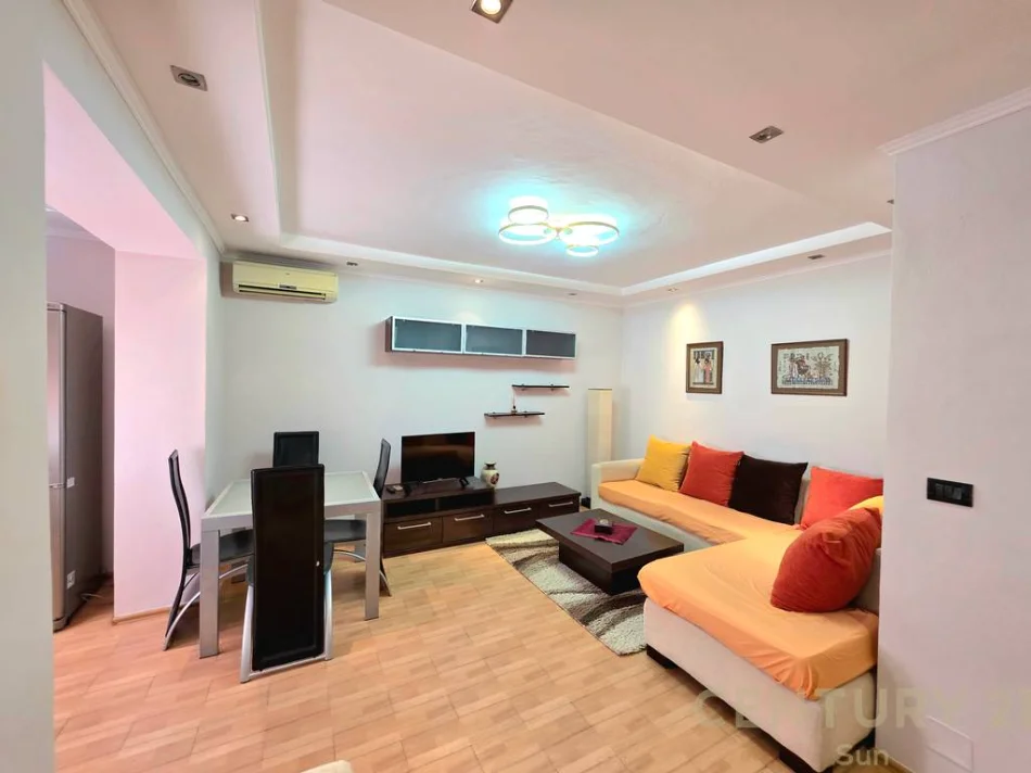 Tirane, jepet me qera apartament 1+1 Kati 2, 52 m² 420 € 
