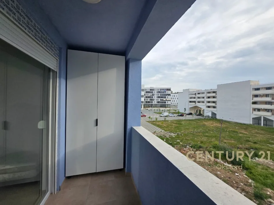 Tirane, jepet me qera apartament 2+1 Kati 3, 96 m² 650 € 