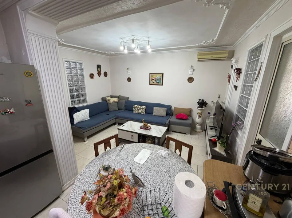 Tirane, shitet apartament 2+1 Kati 5, 75 m² 160.000 € (shkolla e baletit)
